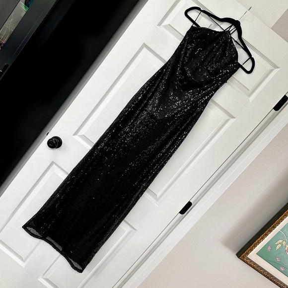 Lucy In The Sky Black Sequins Halter Maxi Dress - Picture 2 of 6